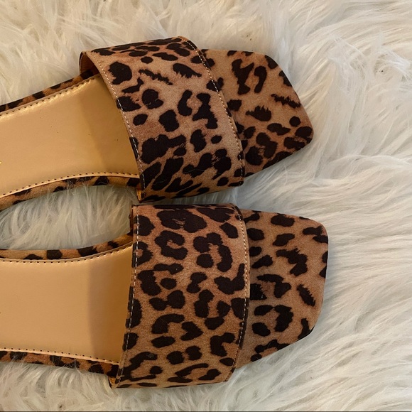 Trendy Square Toe Leopard Print Sandals - Picture 5 of 13